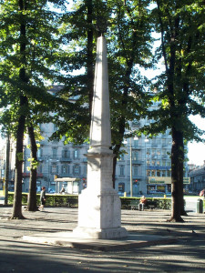 Obelisco piazza statuto
